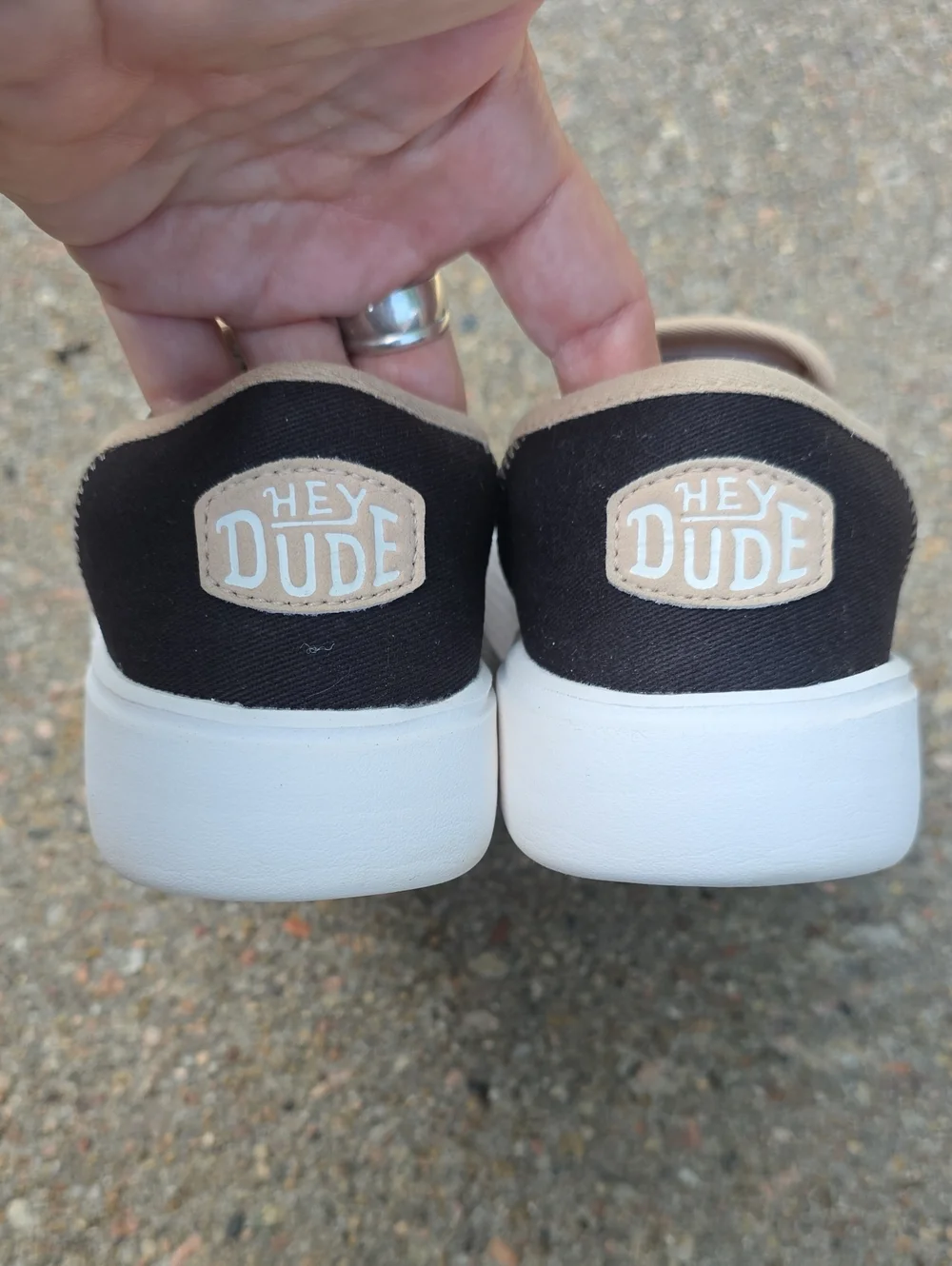 Hey Dude Sunapee Platform With Desert Leopard Print Size 6